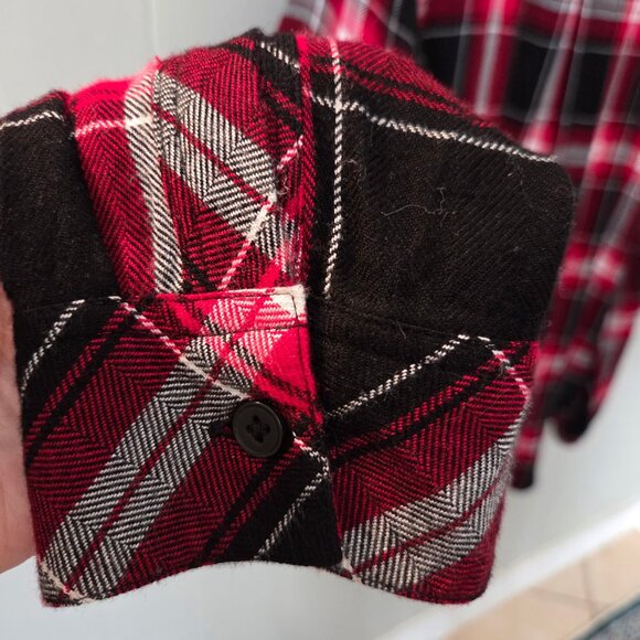 Rails Hunter Plaid Button-Up Shirt Black Candy White - Size L - Picture 5 of 7